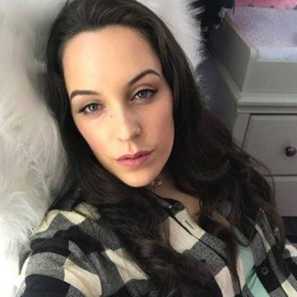 Meet your Posher, Kelly - Picture 1 of 1